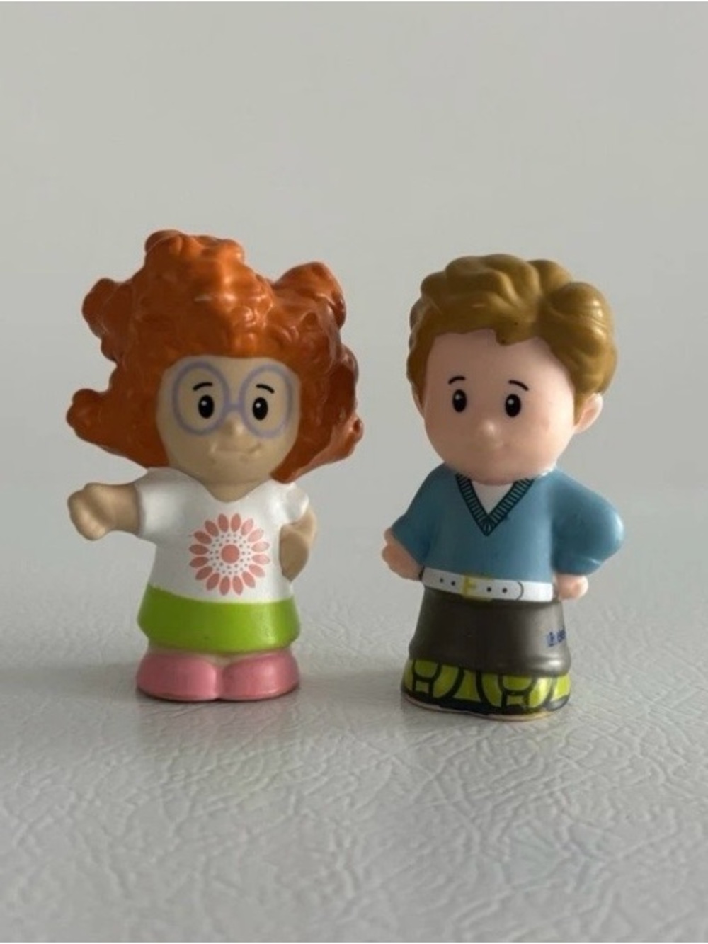 3/15$ 🐸 Fisher Price Little People Sofie Flower Shirt & Happy Sounds Home Dad